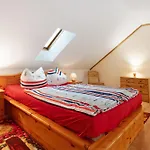 Apartment Haus Albatros 4 *