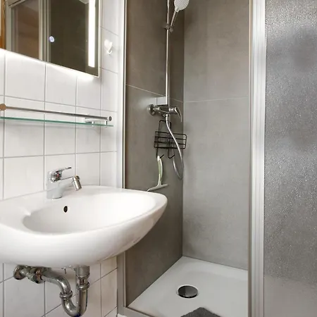 Апартаменты Haus Albatros 4 *